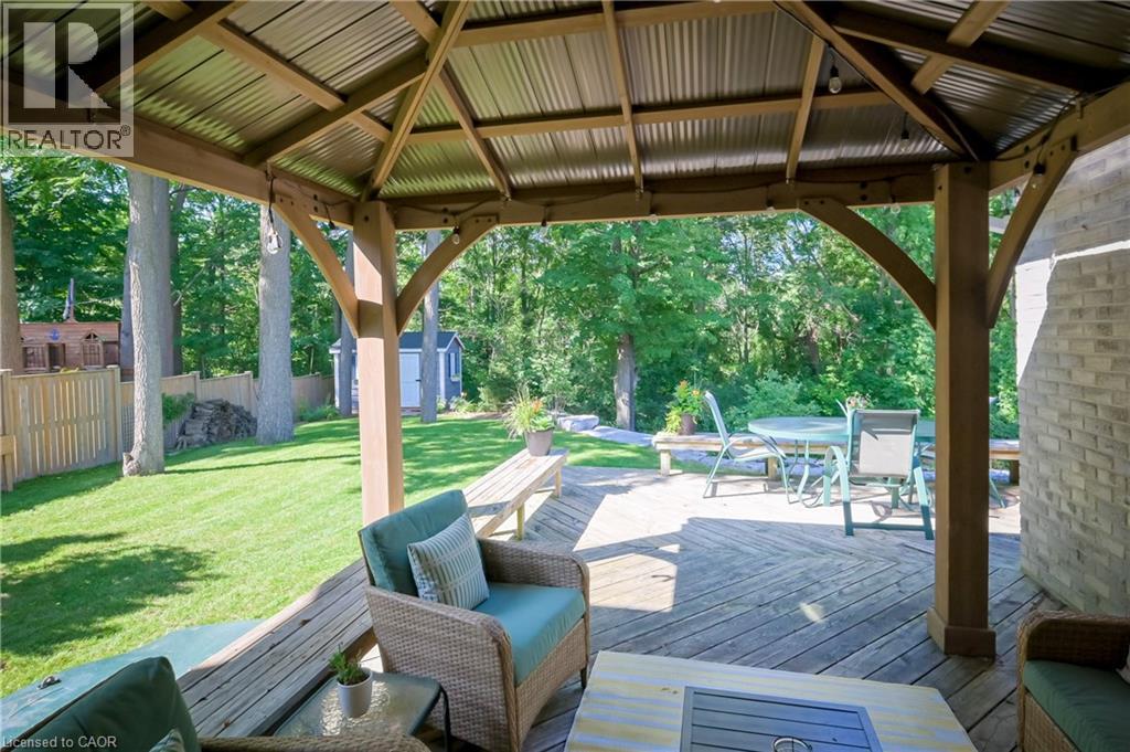 15 Mcleod Court, Kitchener, Ontario  N2R 1A9 - Photo 35 - 40808685