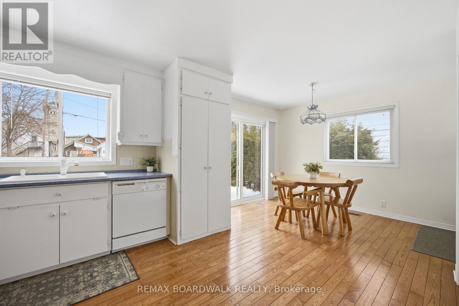 33-35 Victoria Street, Carleton Place, Ontario  K7C 2W2 - Photo 16 - X12935986