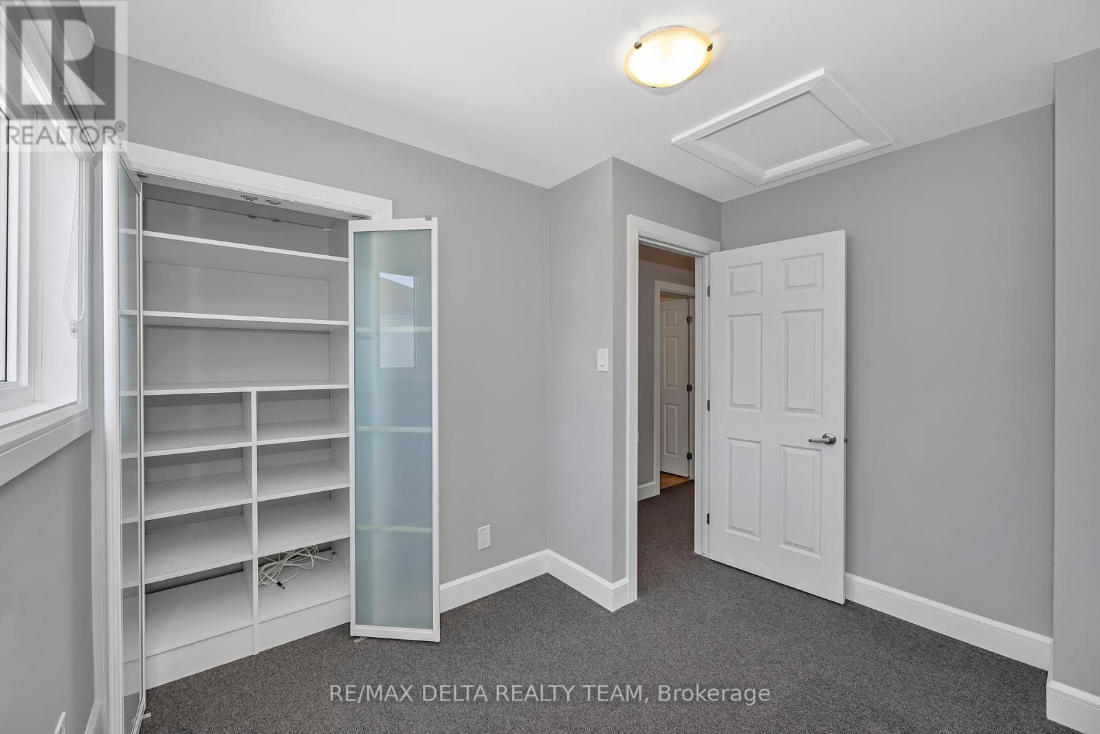 57 Blackdome Crescent, Ottawa, Ontario  K2T 1B1 - Photo 19 - X12935988