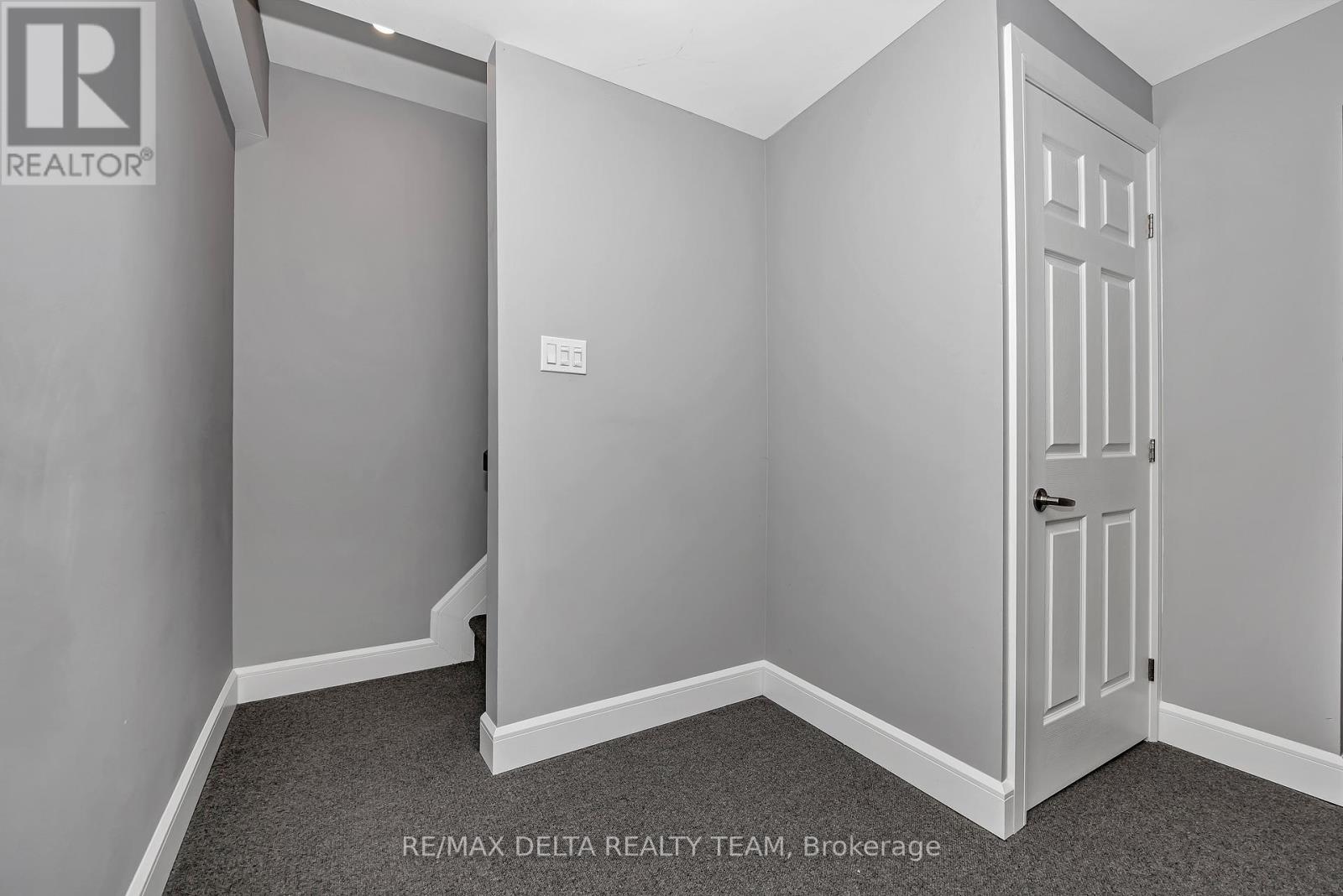 57 Blackdome Crescent, Ottawa, Ontario  K2T 1B1 - Photo 24 - X12935988