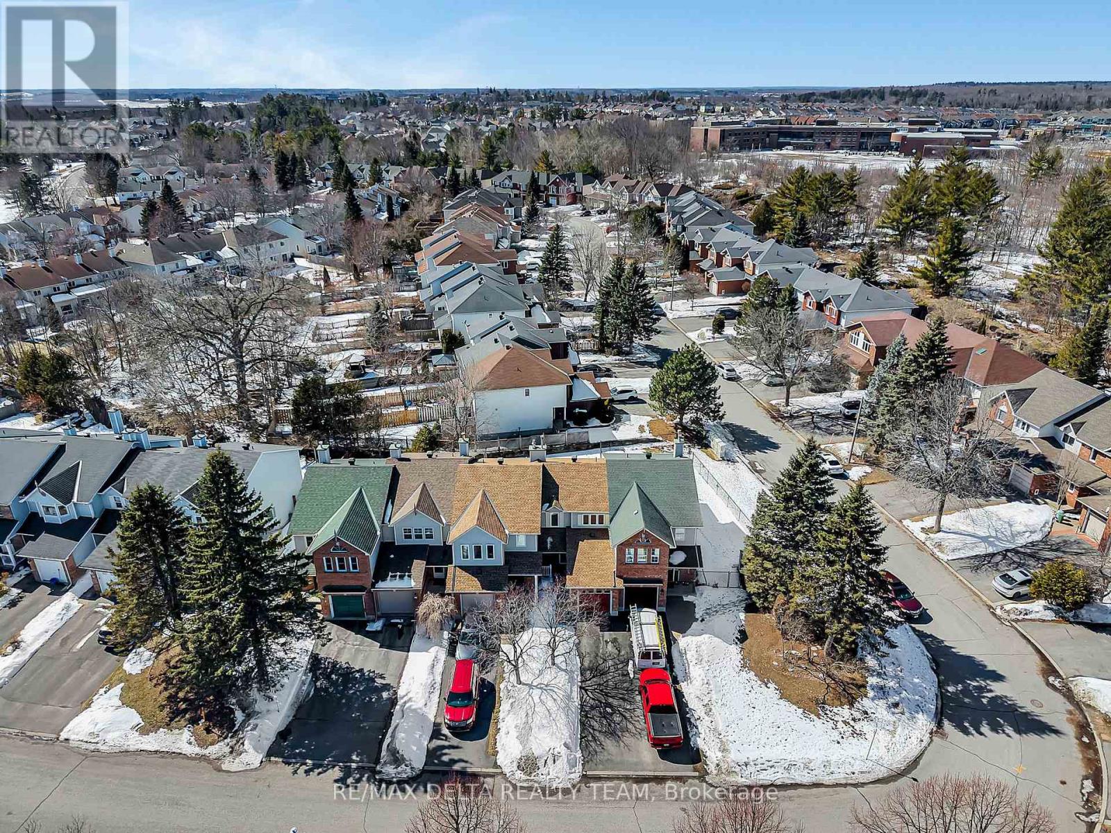 57 Blackdome Crescent, Ottawa, Ontario  K2T 1B1 - Photo 32 - X12935988