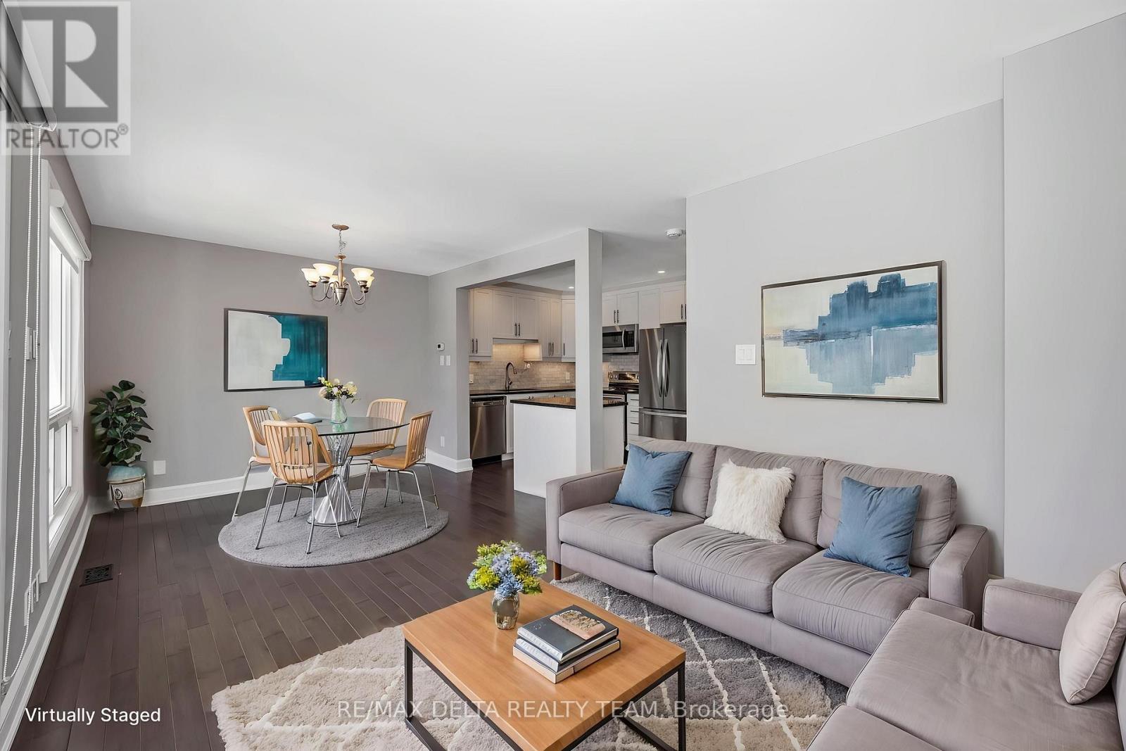 57 Blackdome Crescent, Ottawa, Ontario  K2T 1B1 - Photo 4 - X12935988