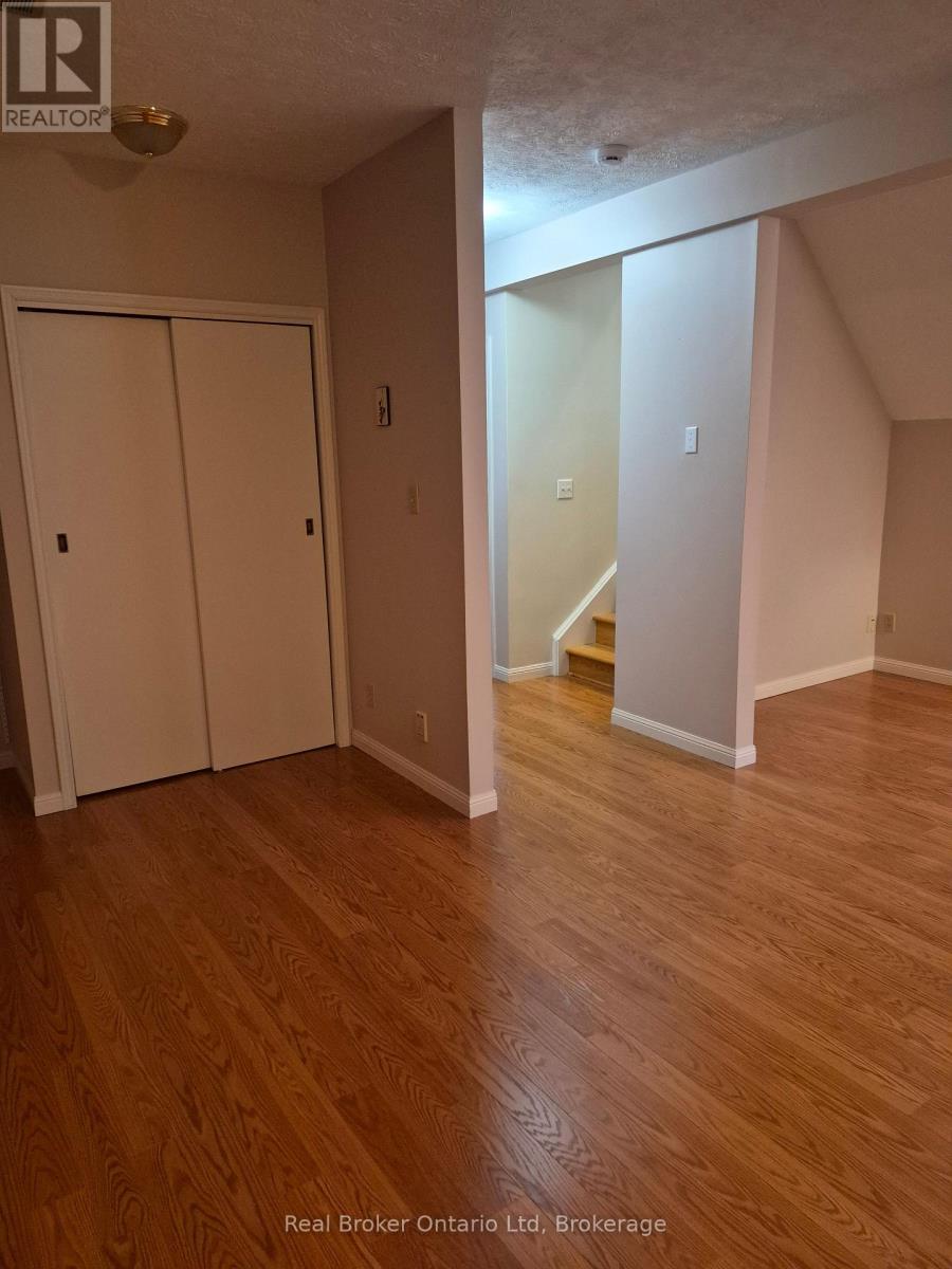 2022 7th Avenue E, Owen Sound, Ontario  N4K 6R9 - Photo 14 - X12934108