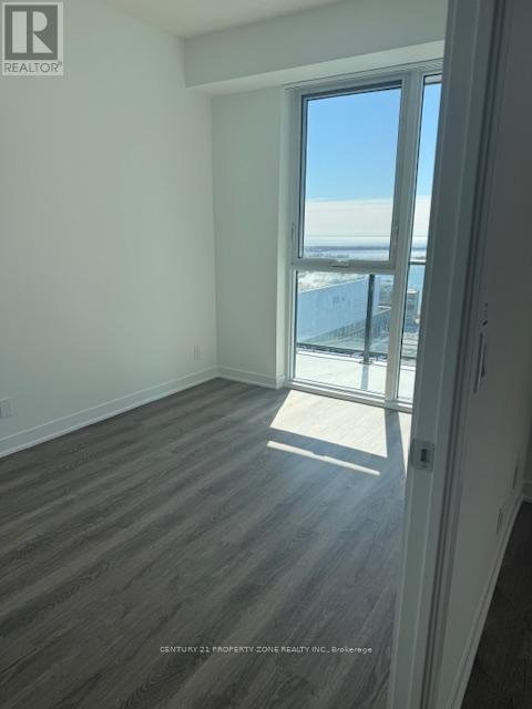 4107 - 180 Front Street E, Toronto, Ontario  M5A 0A9 - Photo 15 - C12934884