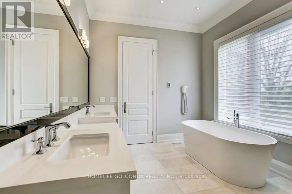 57 Roosevelt Drive, Richmond Hill, Ontario  L4C 6V2 - Photo 40 - N12858966