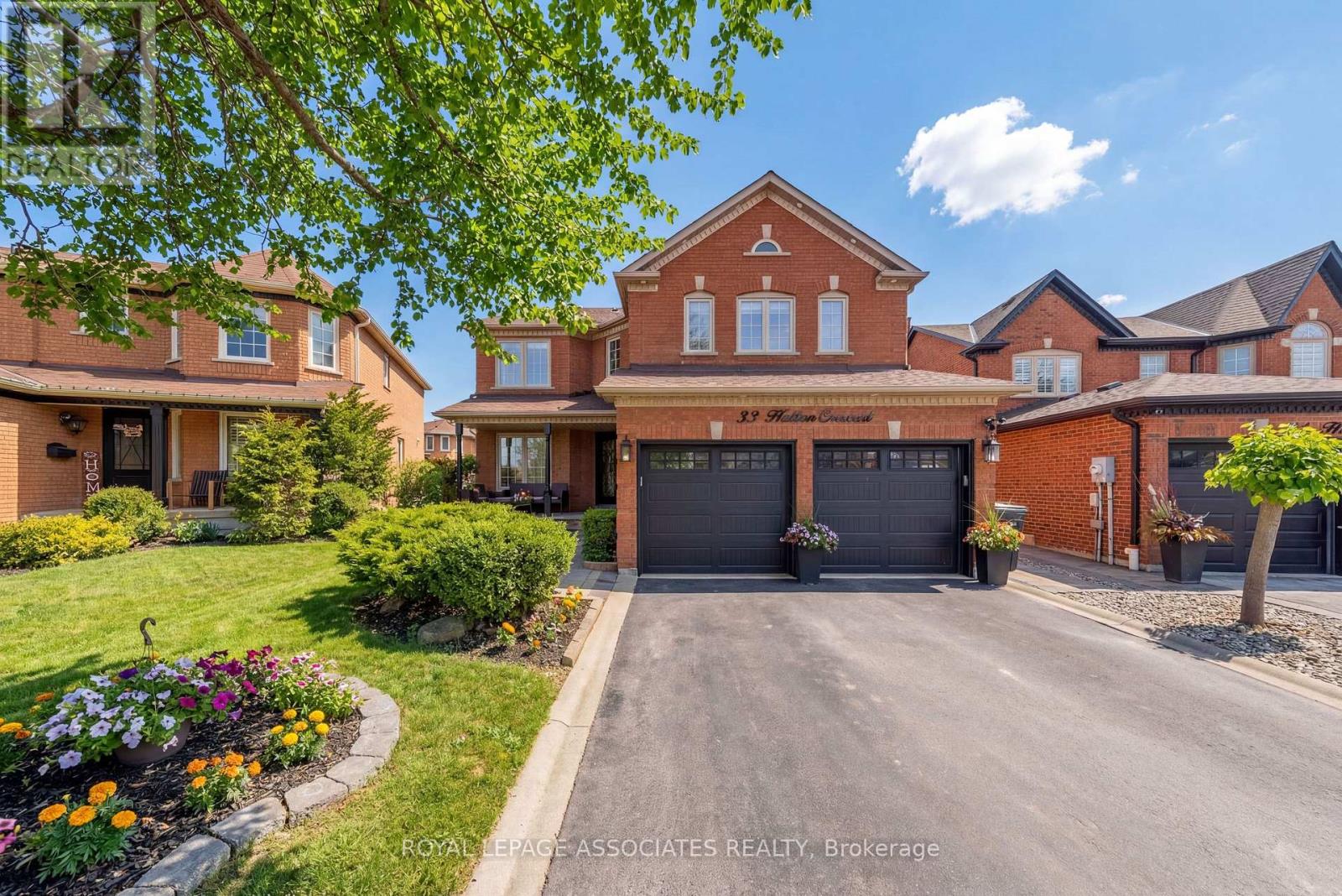 33 HUTTON CRESCENT, Caledon, Ontario