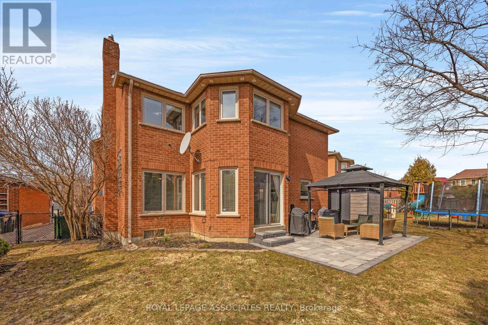 33 Hutton Crescent, Caledon, Ontario  L7C 1A3 - Photo 44 - W12923614