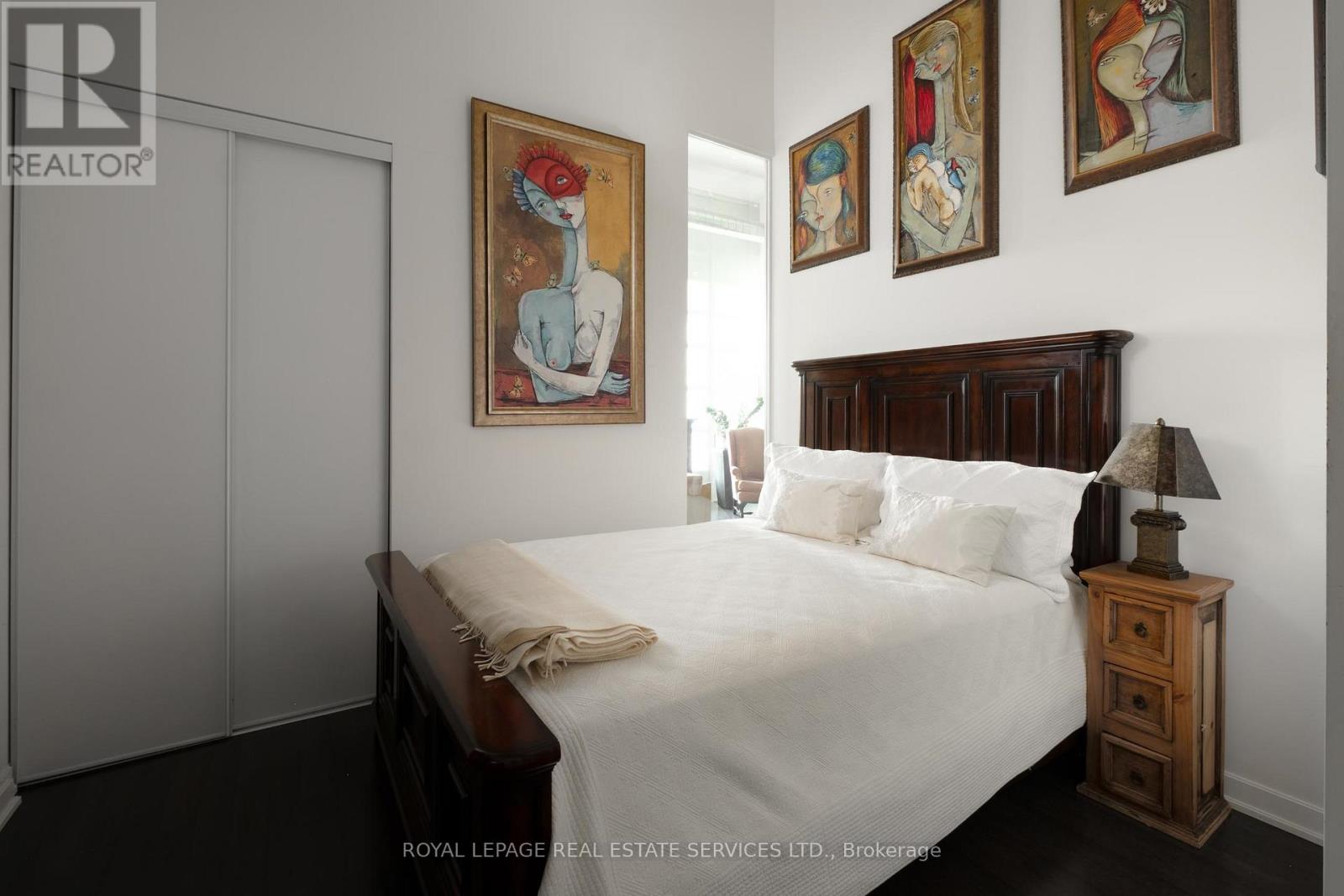 243 - 380 Macpherson Avenue, Toronto, Ontario  M4V 3E3 - Photo 12 - C12935992