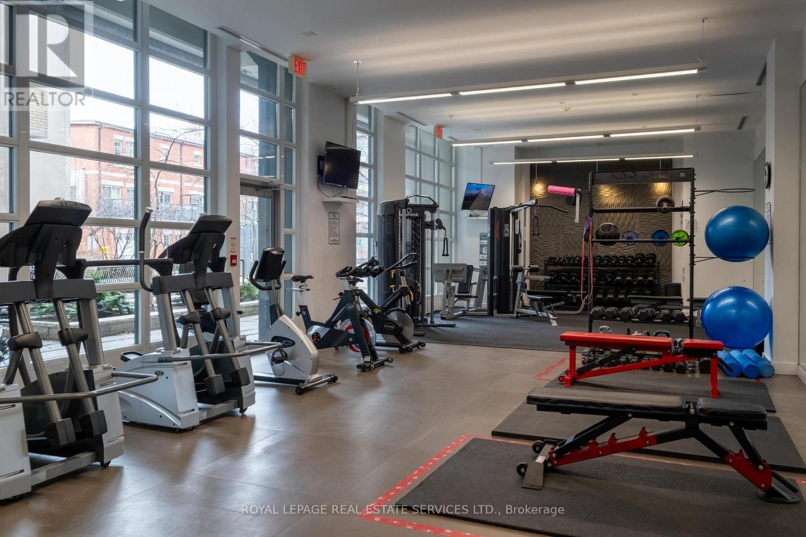 243 - 380 Macpherson Avenue, Toronto, Ontario  M4V 3E3 - Photo 18 - C12935992