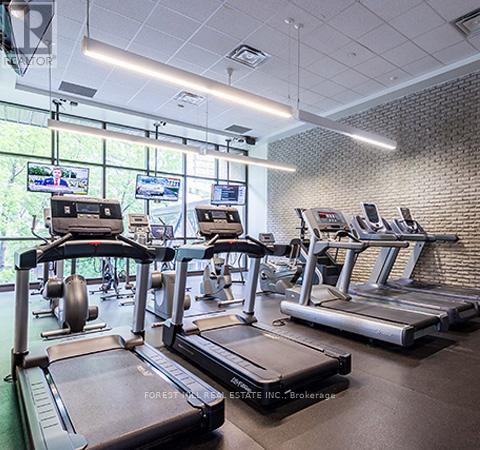 #1004 - 33 Harbour Square, Toronto, Ontario  M5J 2G2 - Photo 26 - C12936000