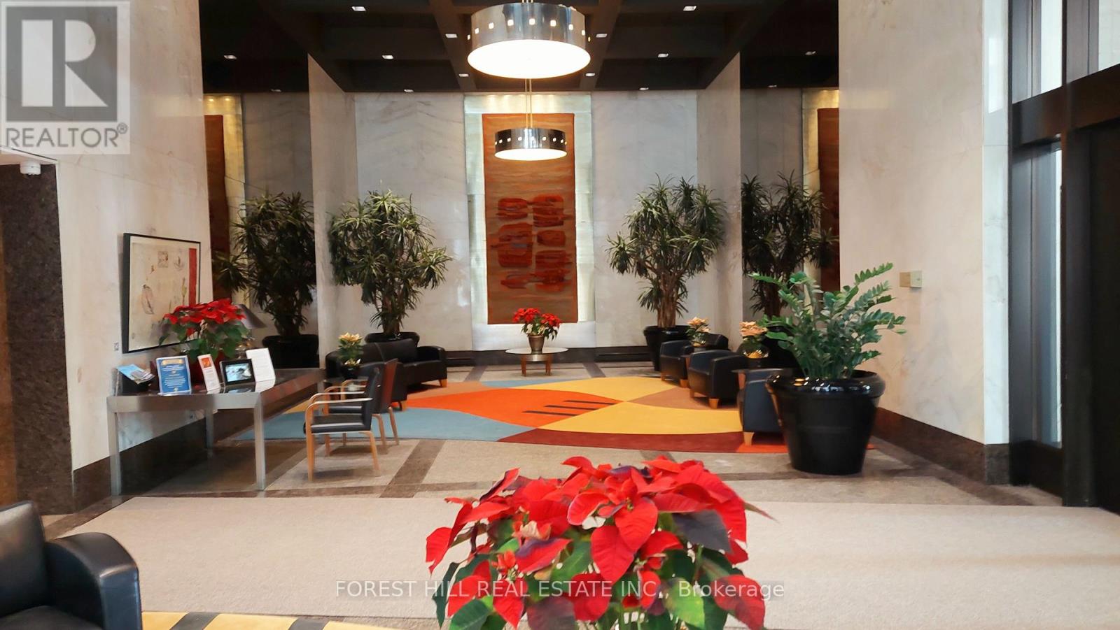 #1004 - 33 Harbour Square, Toronto, Ontario  M5J 2G2 - Photo 3 - C12936000