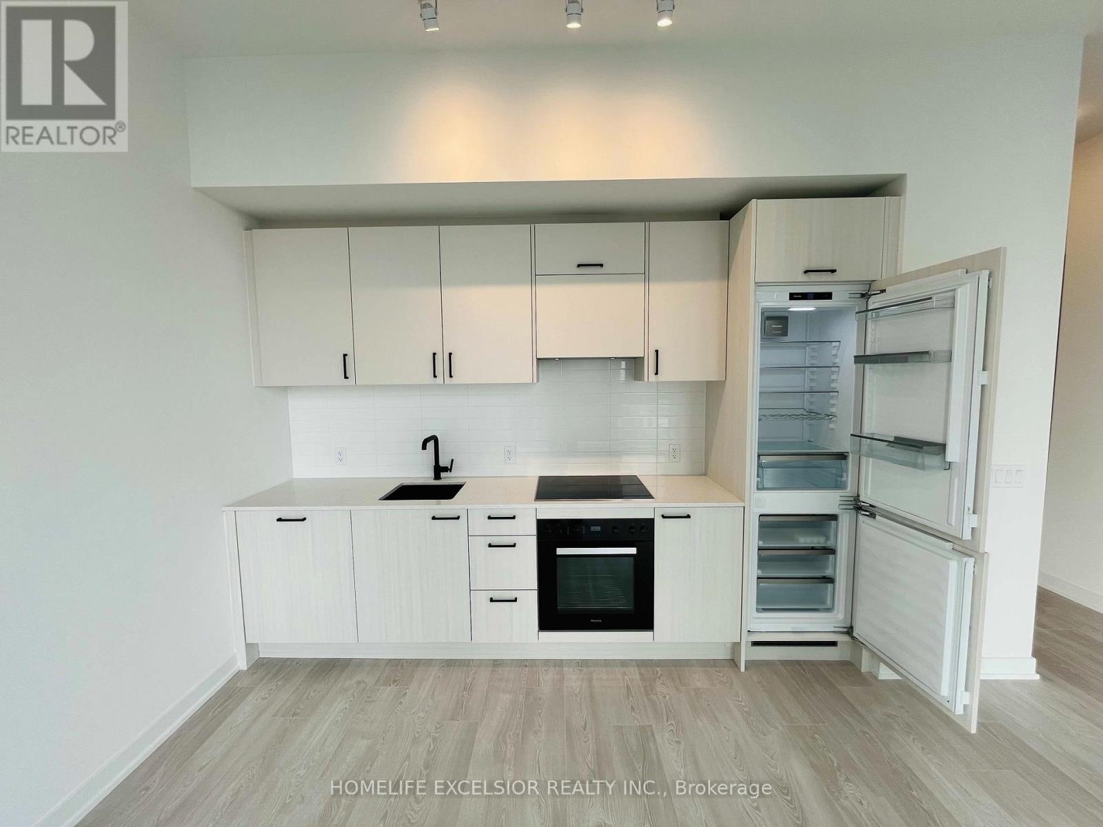 2710 - 1 Quarrington Lane, Toronto, Ontario  M3C 0S4 - Photo 5 - C12936026