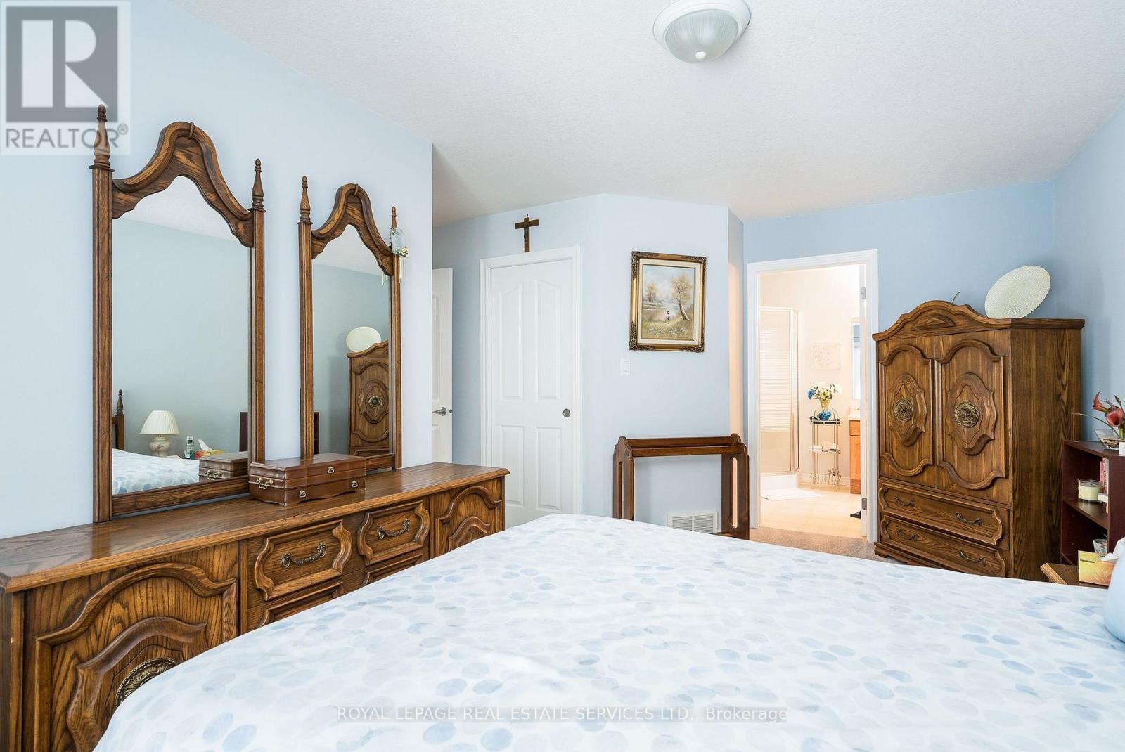 65 Pennsylvania Avenue, Wasaga Beach, Ontario  L9Z 3A8 - Photo 16 - S12726176