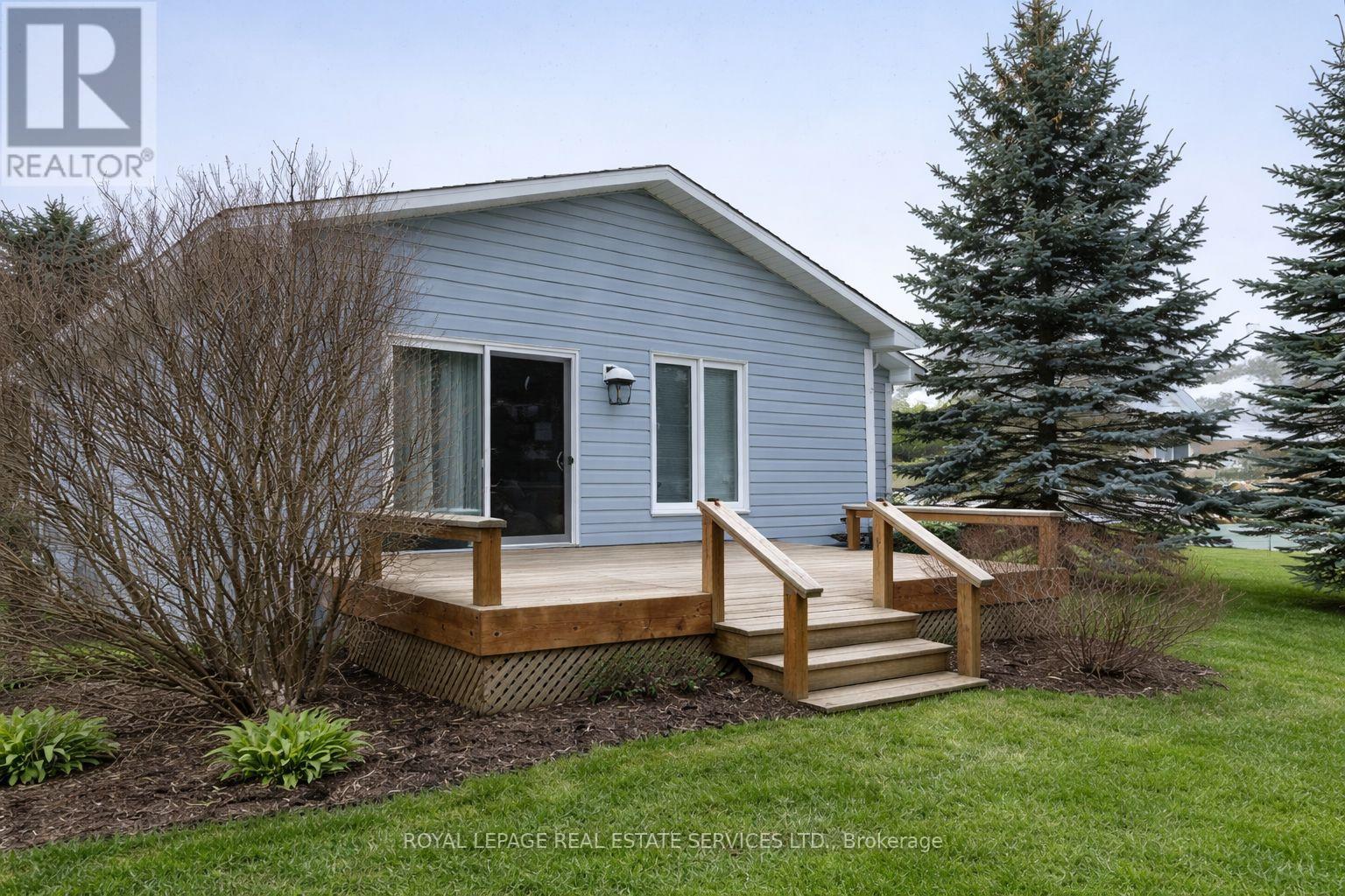 65 Pennsylvania Avenue, Wasaga Beach, Ontario  L9Z 3A8 - Photo 21 - S12726176