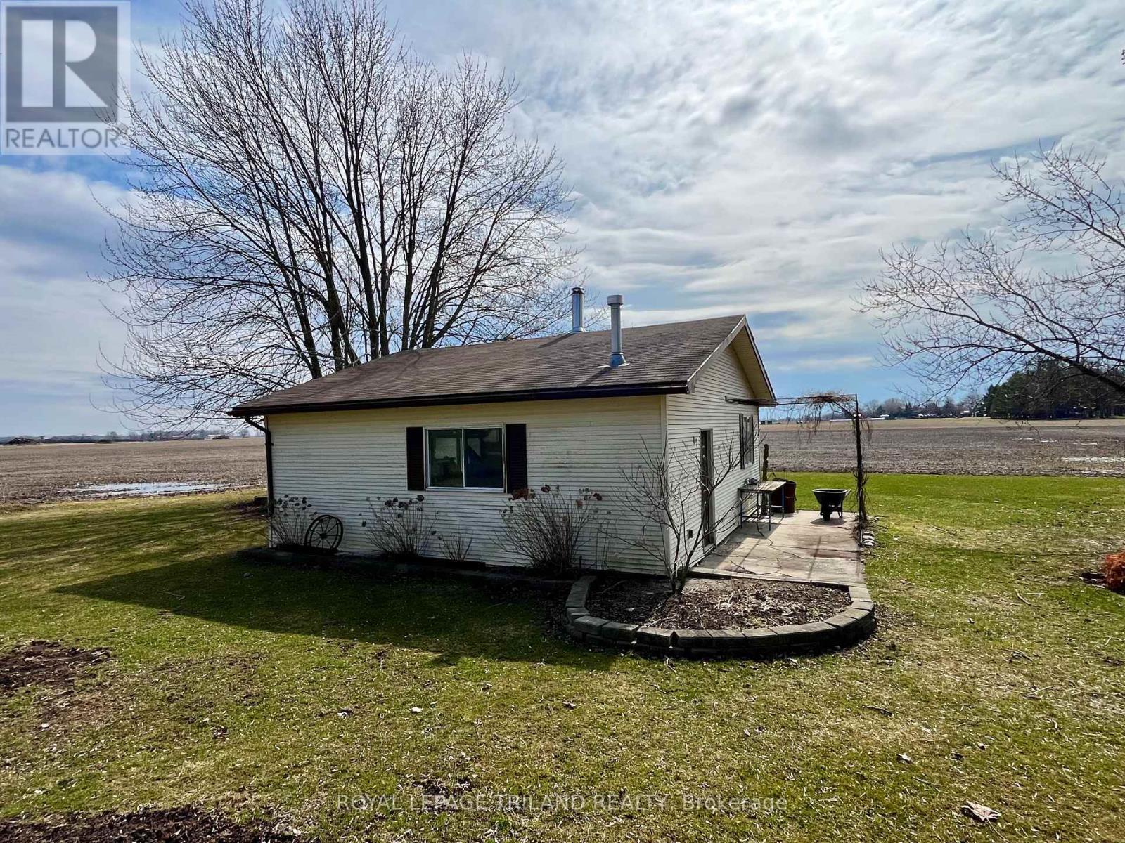 191 South Street, Southwest Middlesex, Ontario  N0L 1M0 - Photo 33 - X12776518