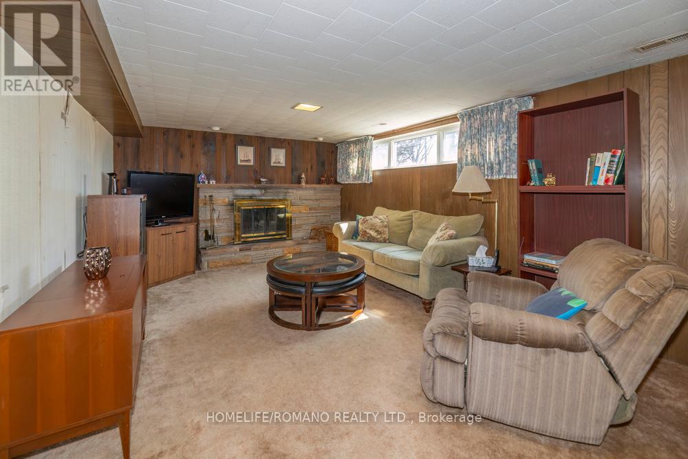 24 Densgrove Road, Toronto, Ontario  M1G 2A1 - Photo 18 - E12935970