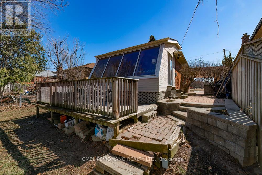 24 Densgrove Road, Toronto, Ontario  M1G 2A1 - Photo 25 - E12935970