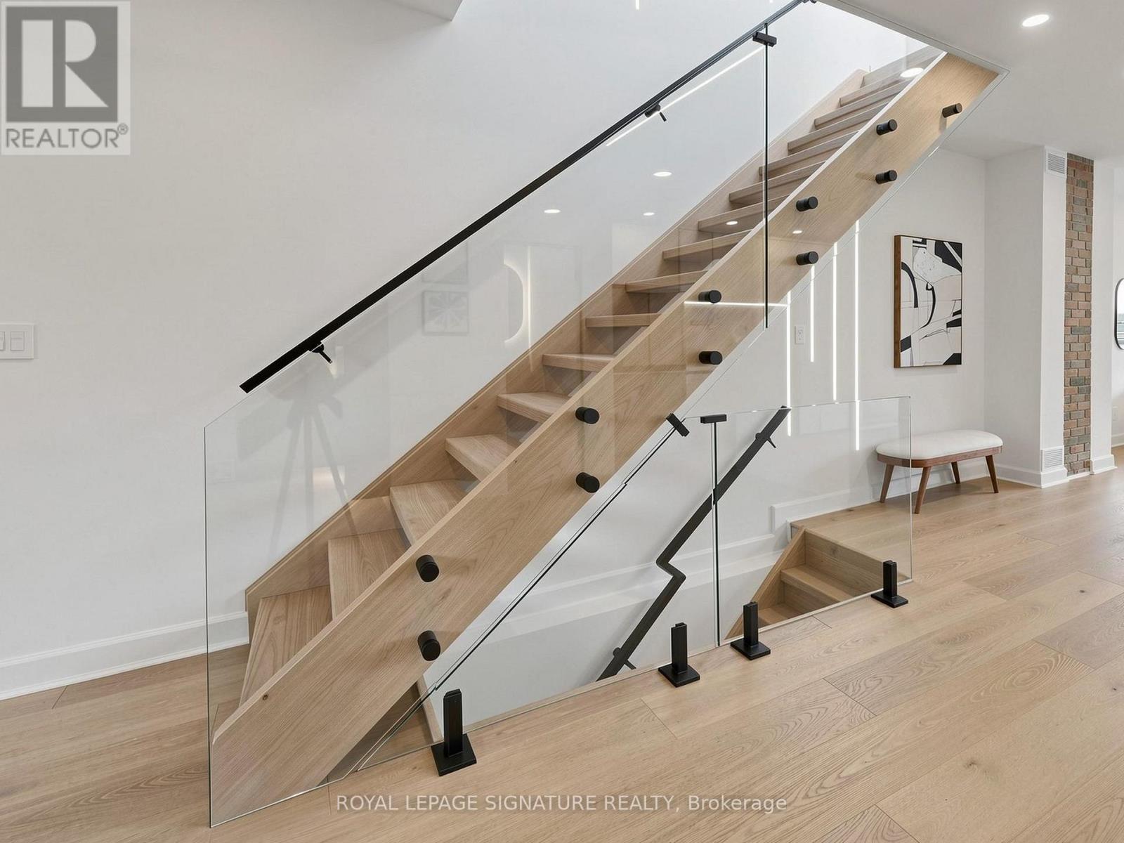 149 Victor Avenue, Toronto (North Riverdale), Ontario  M4K 1A9 - Photo 15 - E12936036