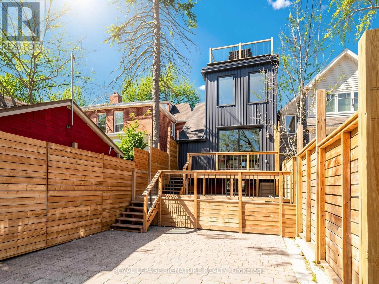 149 Victor Avenue, Toronto (North Riverdale), Ontario  M4K 1A9 - Photo 49 - E12936036