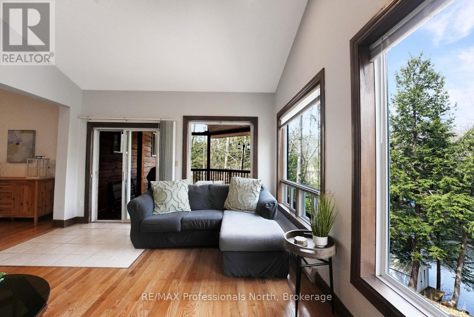 1039 Mink Road, Dysart Et Al (Dysart), Ontario  K0M 1S0 - Photo 22 - X12935962