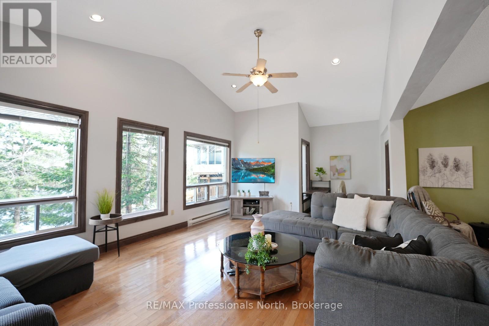 1039 Mink Road, Dysart Et Al (Dysart), Ontario  K0M 1S0 - Photo 23 - X12935962