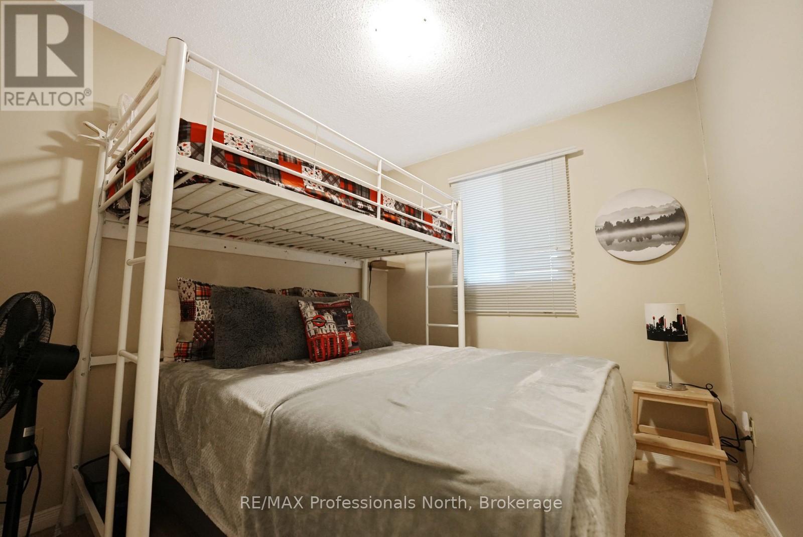 1039 Mink Road, Dysart Et Al (Dysart), Ontario  K0M 1S0 - Photo 24 - X12935962