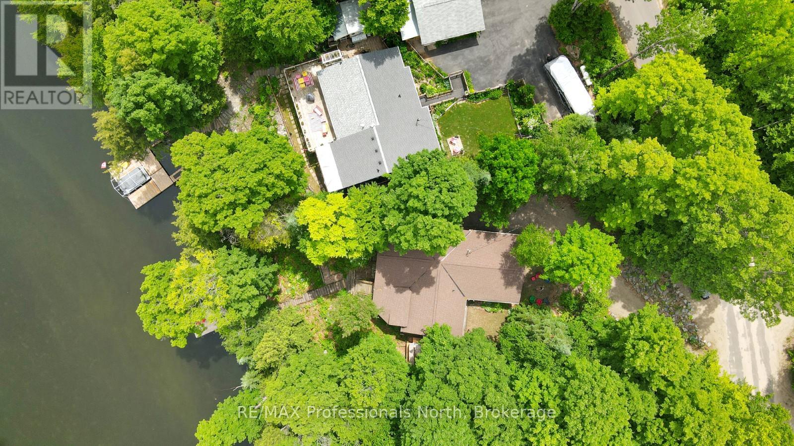 1039 Mink Road, Dysart Et Al (Dysart), Ontario  K0M 1S0 - Photo 36 - X12935962