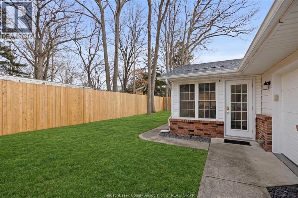 945 Laurier, Lasalle, Ontario  N9J 1M9 - Photo 36 - 26003957