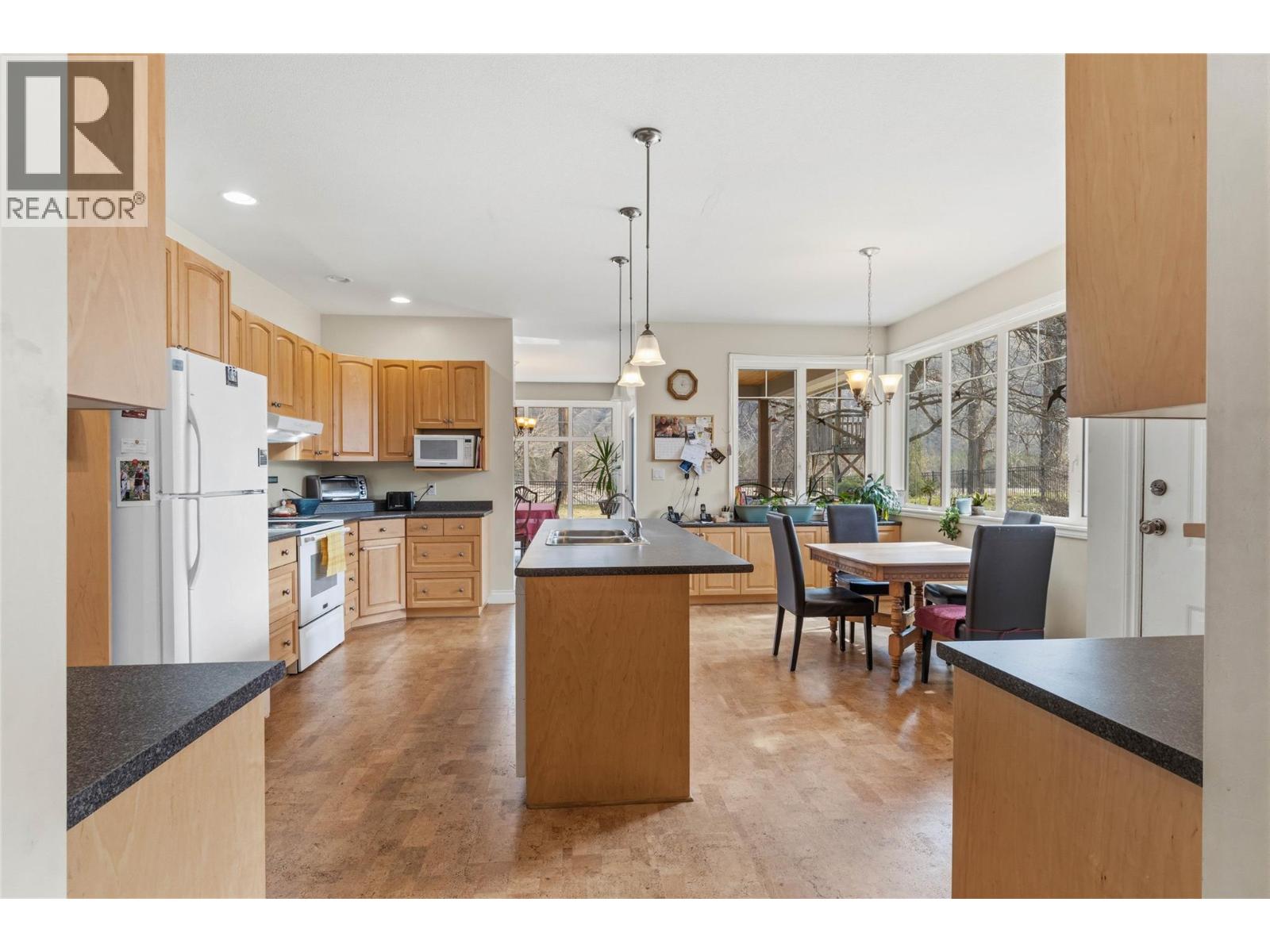 631 SETTLEMENT Road Kamloops Photo 4