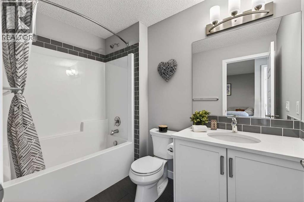 94 Kingfisher Crescent SE, Airdrie, Alberta  T4A 0X6 - Photo 29 - A2293413