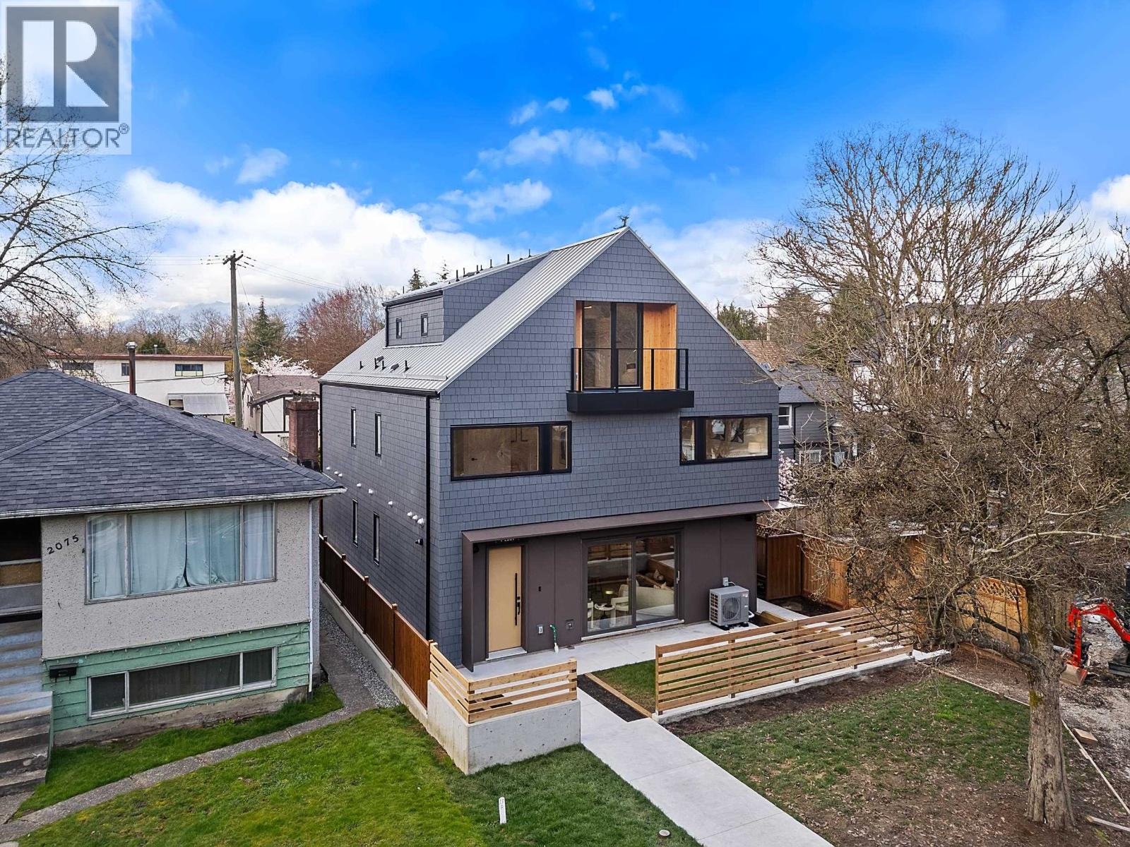 1 2091 E 20TH AVENUE, Vancouver, British Columbia