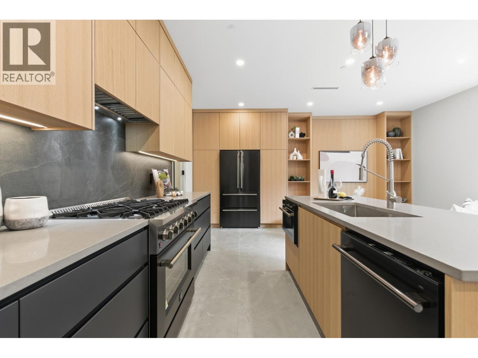 1 2091 E 20th Avenue, Vancouver, British Columbia  V5N 2L1 - Photo 11 - R3104684