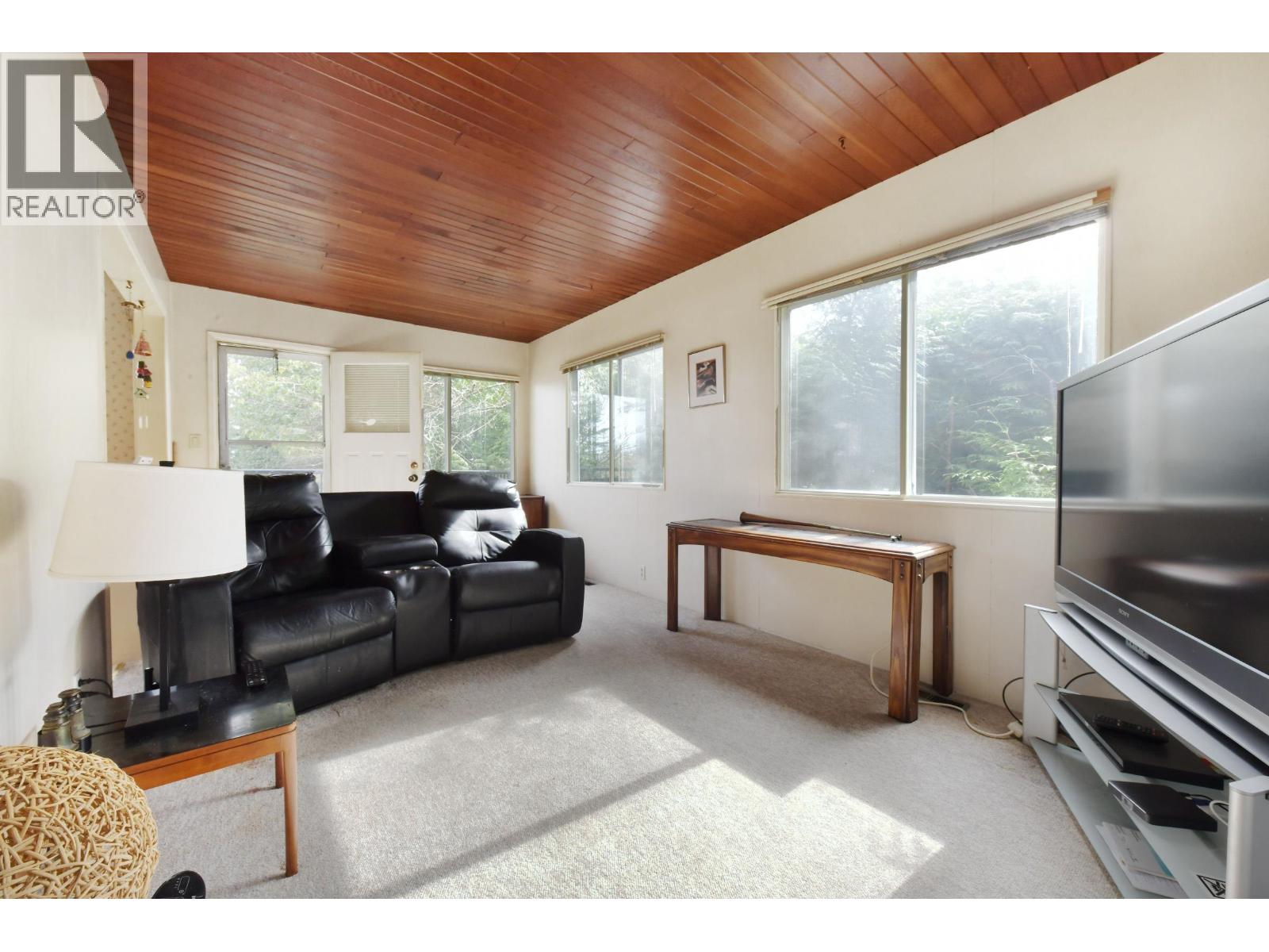 854 Gale Drive, Tsawwassen, British Columbia  V4M 2P5 - Photo 13 - R3104093