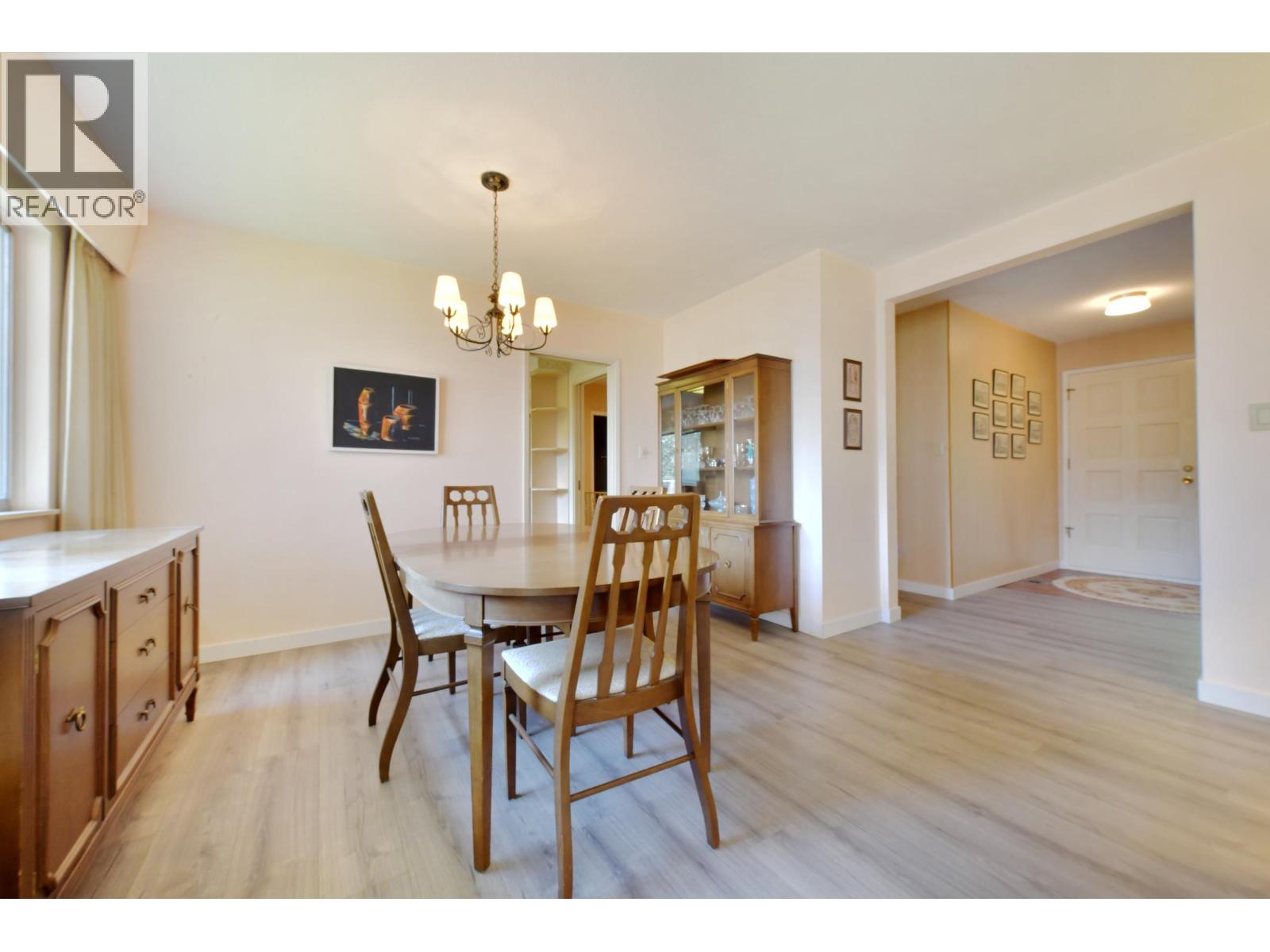 854 Gale Drive, Tsawwassen, British Columbia  V4M 2P5 - Photo 5 - R3104093