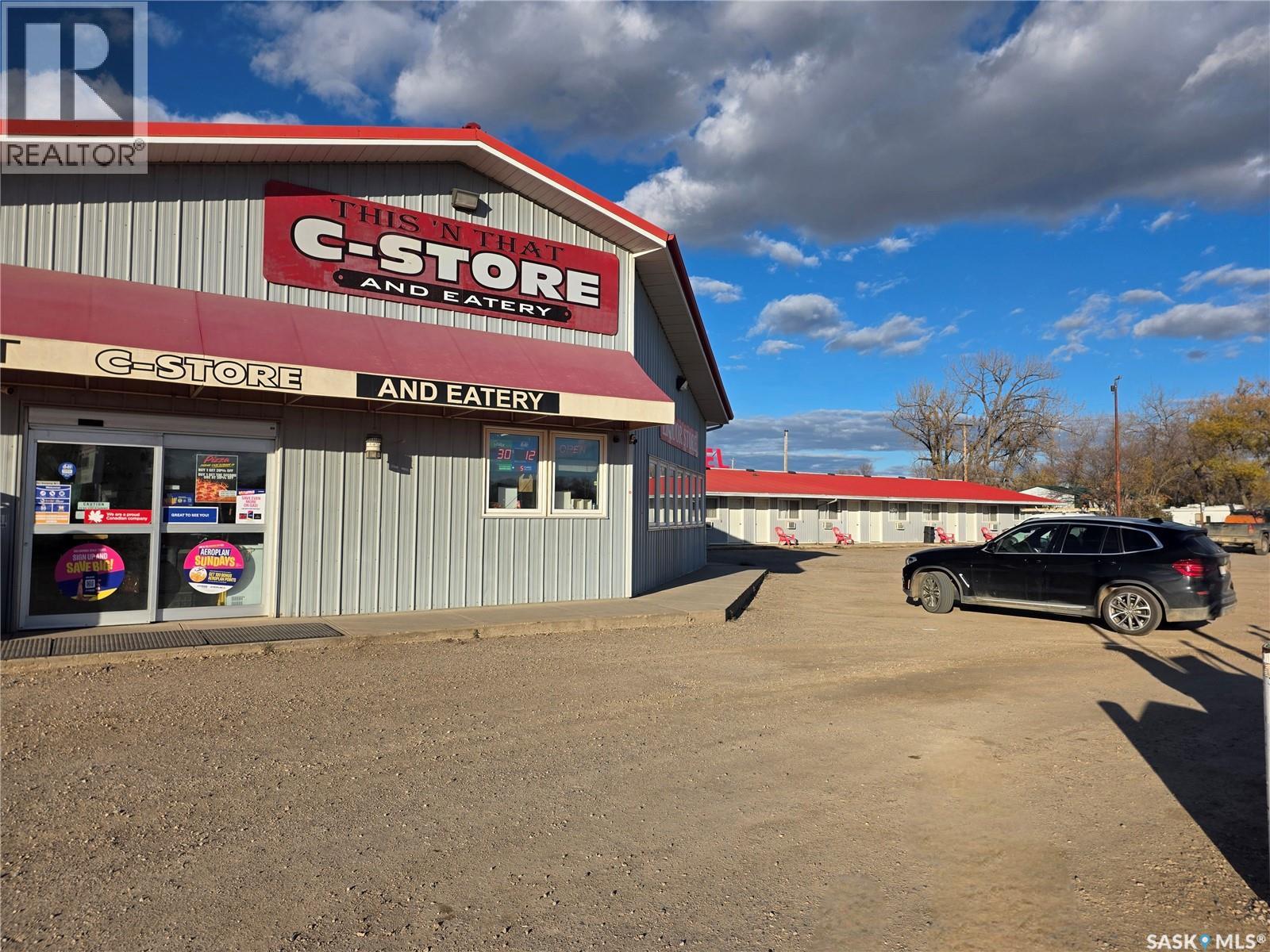 911 18 HIGHWAY, Carnduff, Saskatchewan