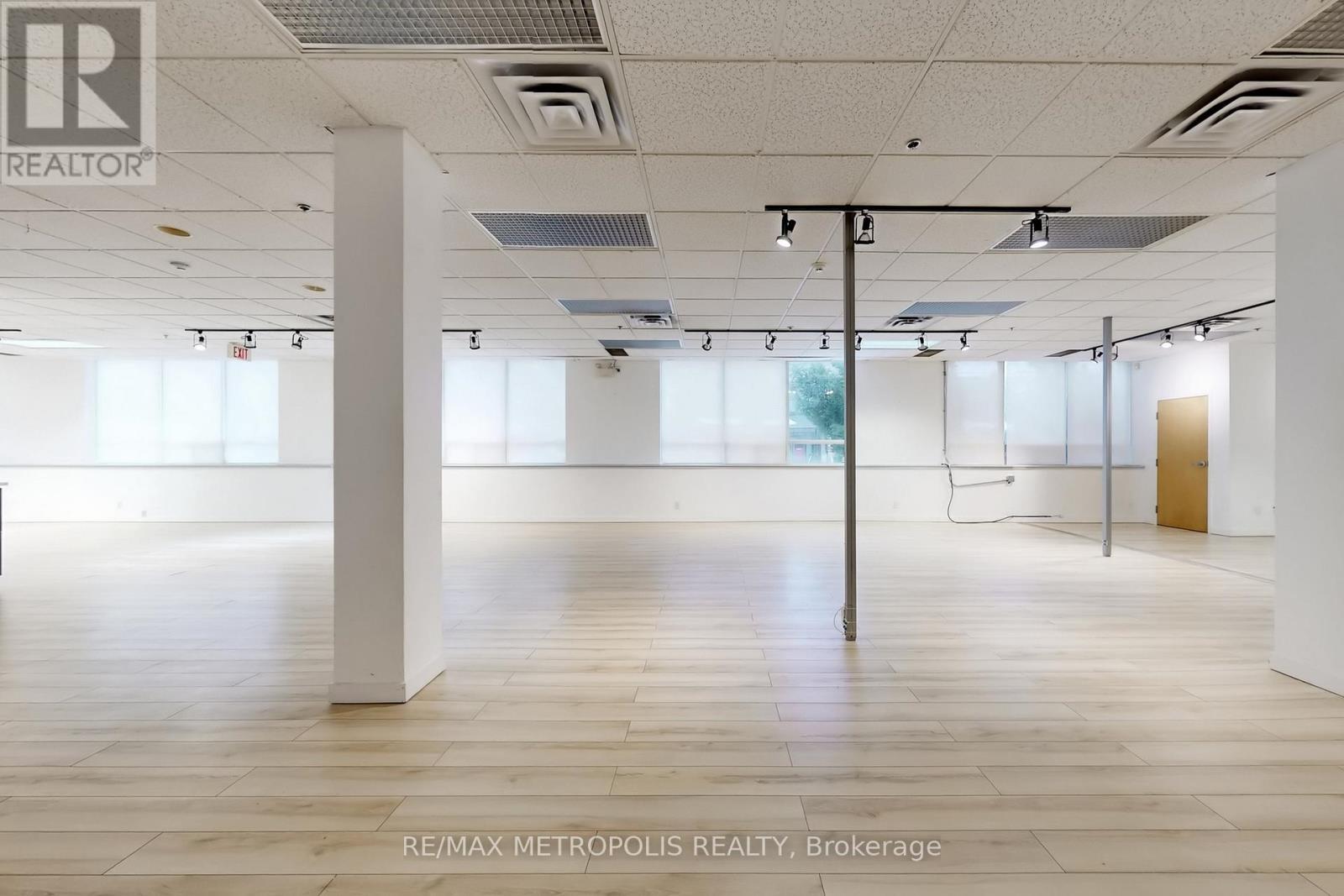 100 - 80 Ward Street, Toronto, Ontario  M6H 4A6 - Photo 2 - W12936072