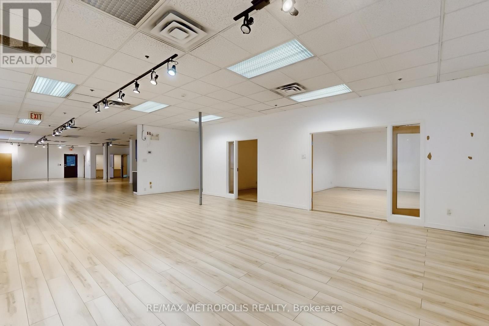 100 - 80 Ward Street, Toronto, Ontario  M6H 4A6 - Photo 3 - W12936072