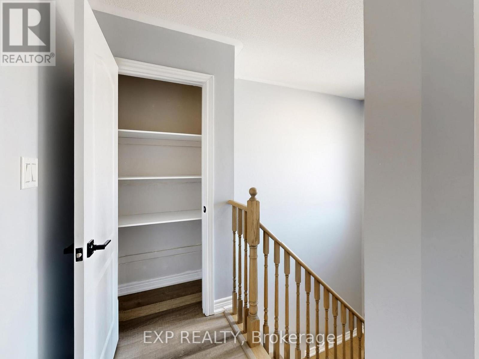 9 Matthewson Avenue, Bradford West Gwillimbury, Ontario  L3Z 3A7 - Photo 19 - N12932184