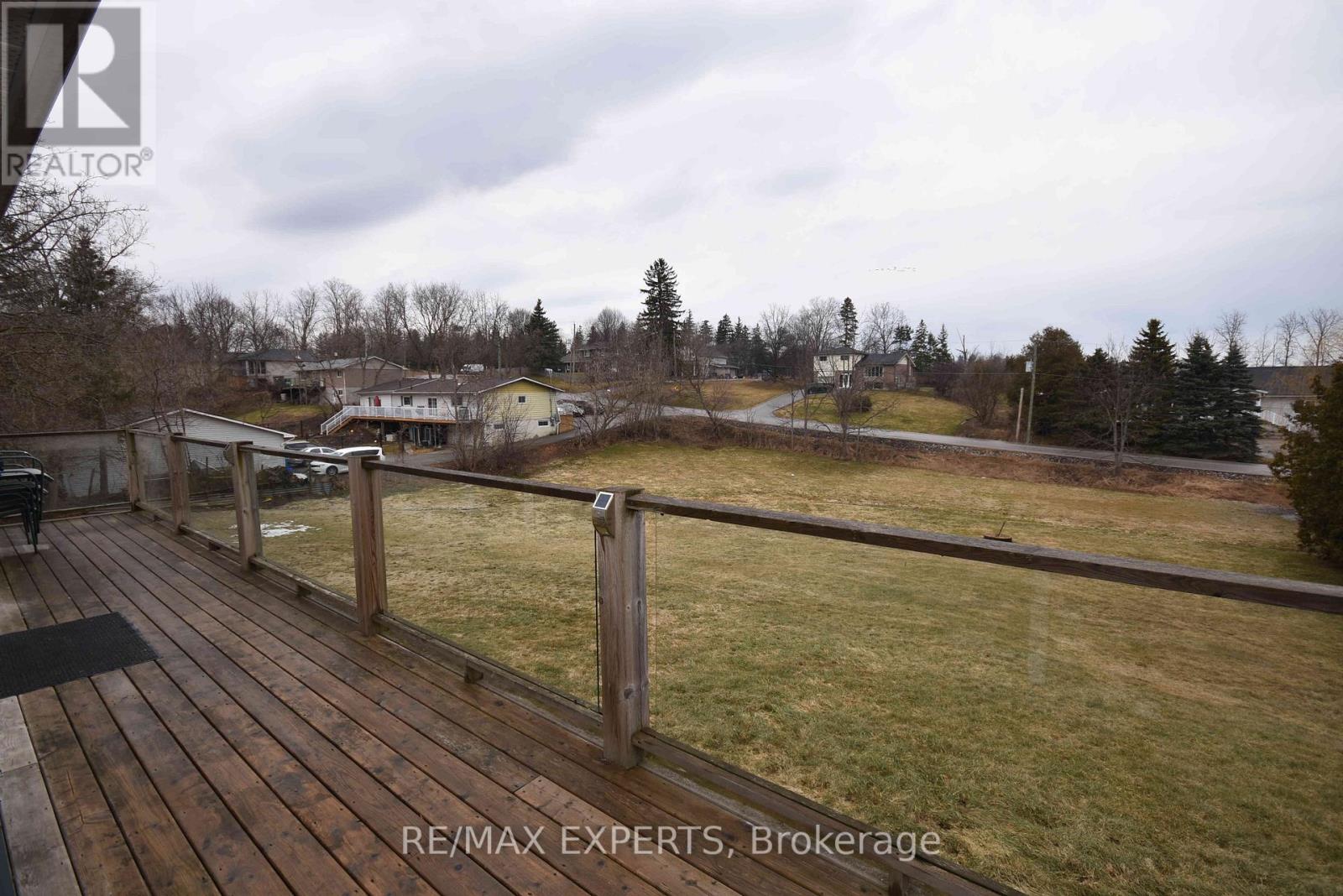 106 Centre Street, King (Schomberg), Ontario  L0G 1T0 - Photo 26 - N12934838