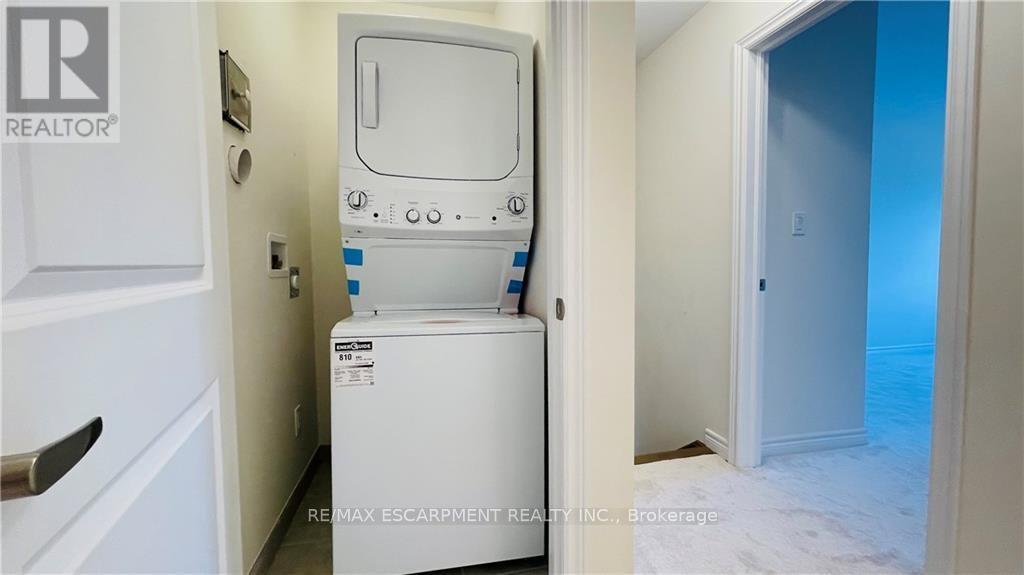 27 Mia Drive, Hamilton, Ontario  L9B 0H8 - Photo 24 - X12935998