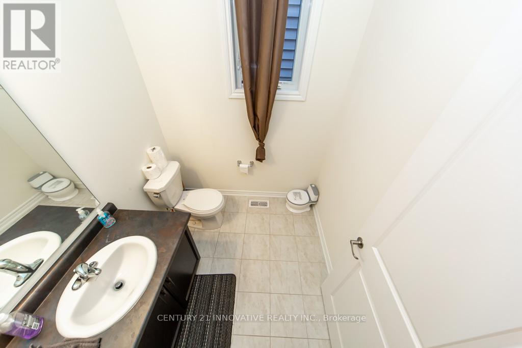 260 Beechwood Forest Lane, Gravenhurst, Ontario  P1P 1A7 - Photo 23 - X12936024