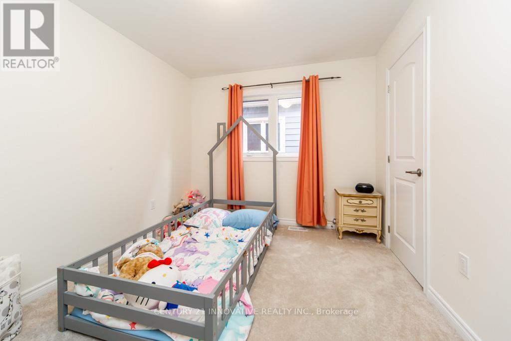 260 Beechwood Forest Lane, Gravenhurst, Ontario  P1P 1A7 - Photo 35 - X12936024