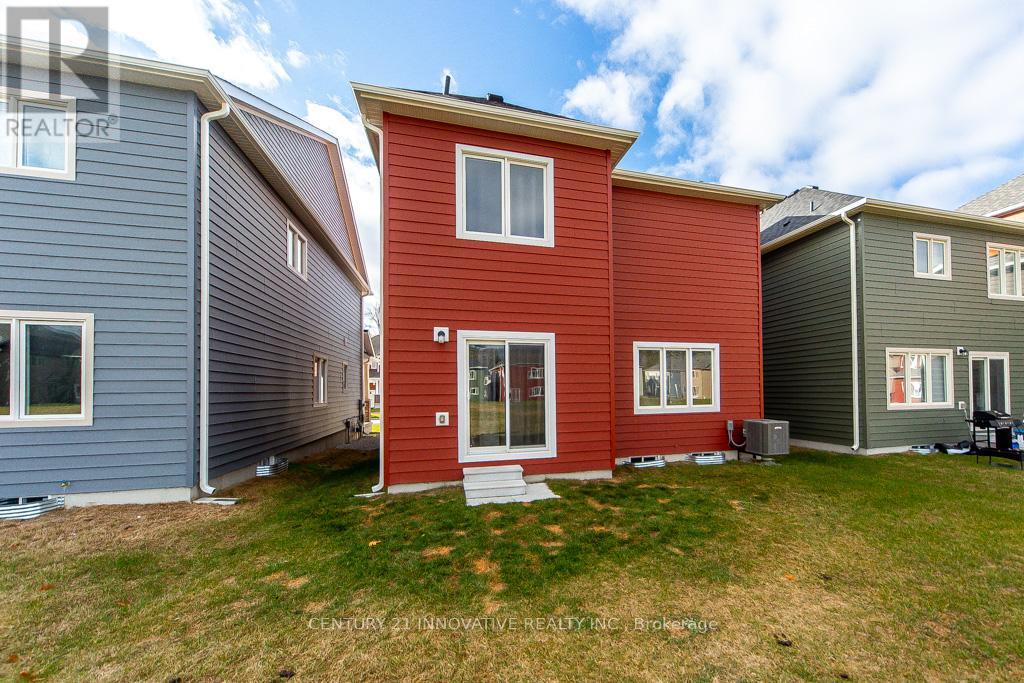 260 Beechwood Forest Lane, Gravenhurst, Ontario  P1P 1A7 - Photo 45 - X12936024