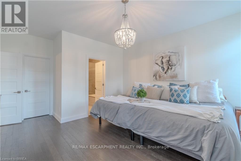 22 - 59 Cedar Street, Brant, Ontario  N3L 0H7 - Photo 17 - X12936060