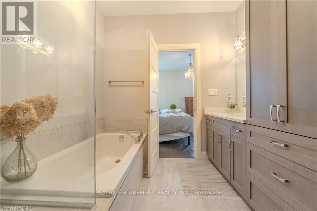 22 - 59 Cedar Street, Brant, Ontario  N3L 0H7 - Photo 19 - X12936060