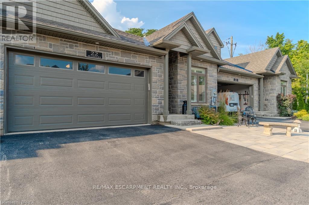 22 - 59 Cedar Street, Brant, Ontario  N3L 0H7 - Photo 2 - X12936060