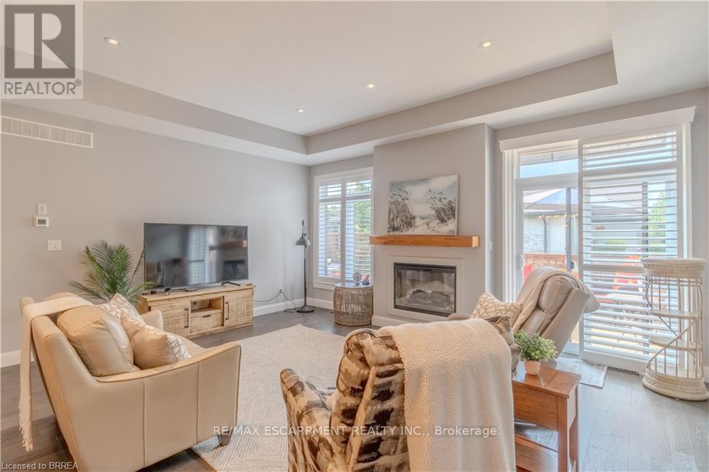 22 - 59 Cedar Street, Brant, Ontario  N3L 0H7 - Photo 4 - X12936060