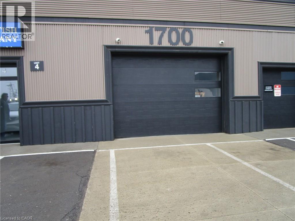 1700 BRAMPTON Street Unit# 4, Hamilton, Ontario