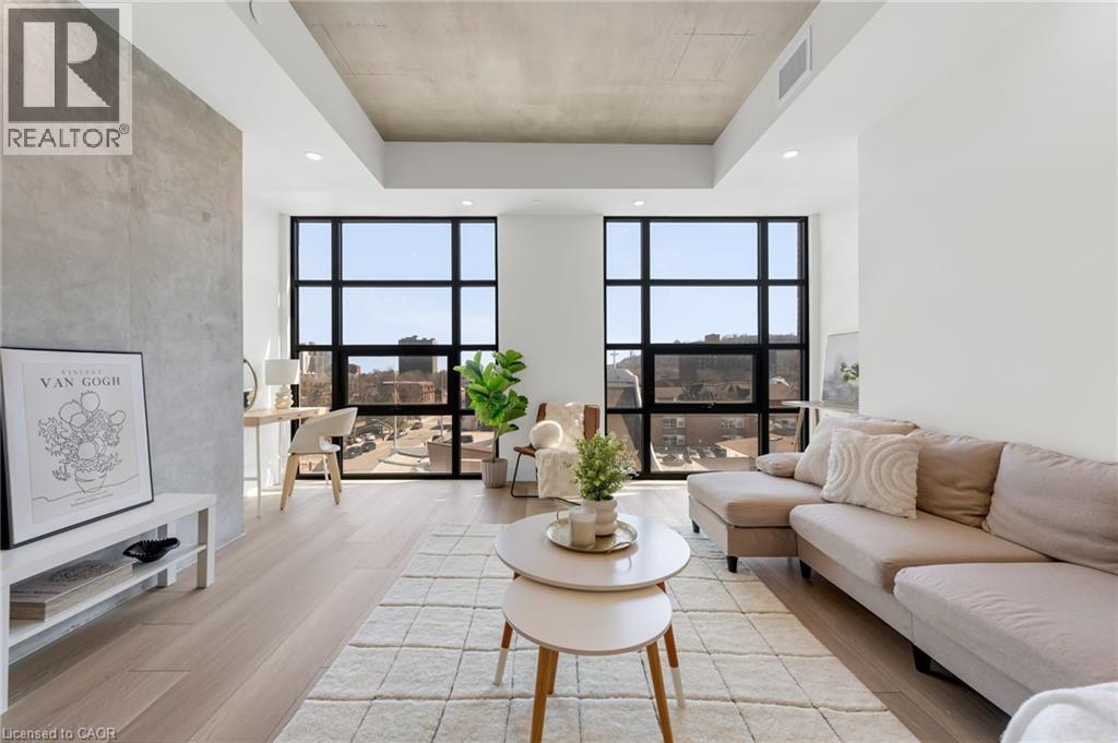 24 AUGUSTA Street Unit# 406, Hamilton, Ontario