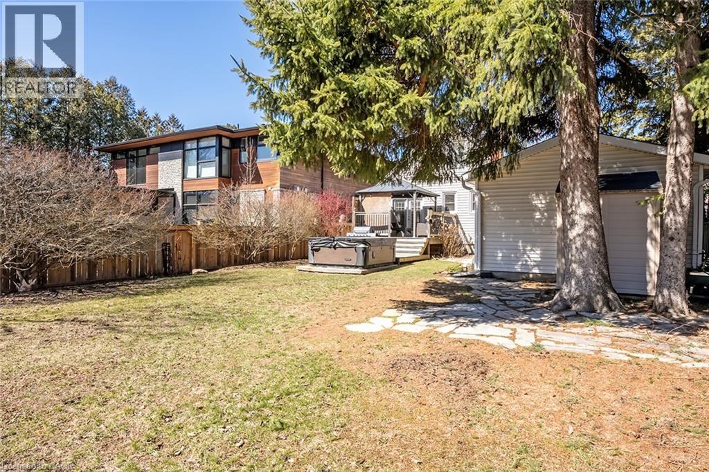 220 Townsend Avenue, Burlington, Ontario  L7T 1Z4 - Photo 35 - 40815358